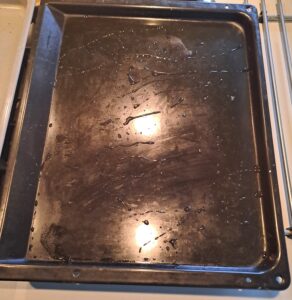 Backblech anfeuchten