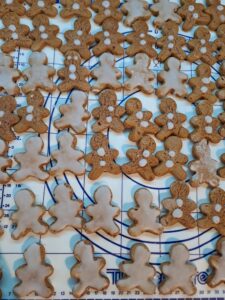 Lebkuchen mit Zuckerguss verziert