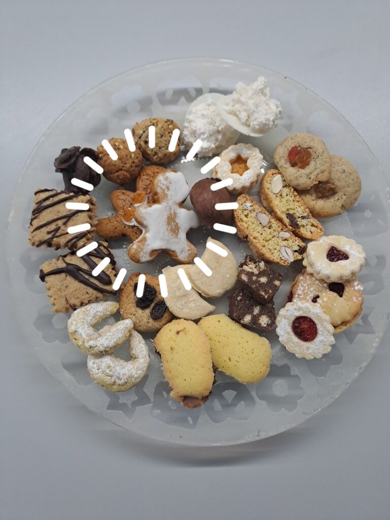 Eine Auswahl der Kekse mit hervorgehobenen Lebkuchen