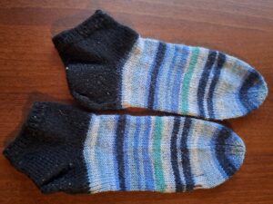 kurze Socken mit ganz kurzem Bündchen