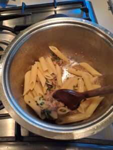 Nudel zur Thunfischsauce