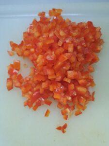 Paprika sehr klein geschnitten