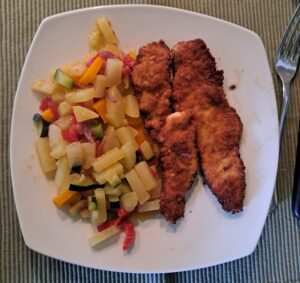Wienerschnitzel mit gedünstetem Gemüse