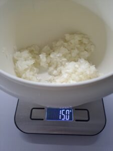 Zwiebel kleingehackt