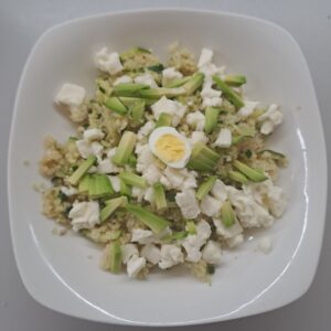 Zucchini-Couscous angerichtet