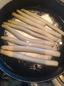 Spargel weichkochen