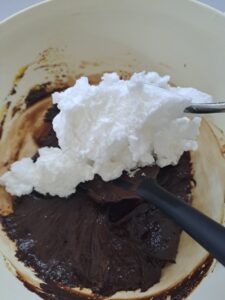 Eischnee zur Schokomasse