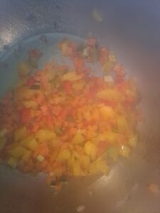 Paprika und Karotten mitbraten