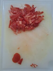 Tomaten in Streifen geschnitten