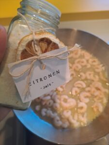 mit Zitronensalz würzen
