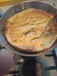 Omelette sofort zerstückeln