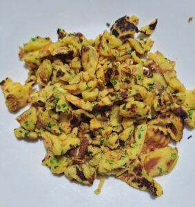 Schnittlauchschmarrn im Teller