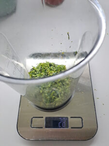 Brokkoli und Rispen abgezupft