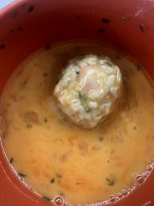 Arancini in verquirltes Ei