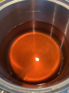 Eisteesirup aufgekocht