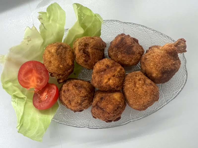 Fingerfood Arancini Sommergemüsereis angerichtet