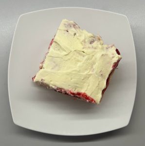 Himbeertiramisu angerichtet