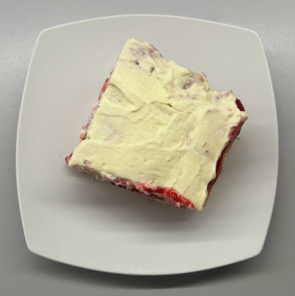 Himbeertiramisu angerichtet