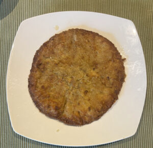 Parasol auf Teller angerichtet