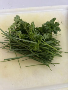 Petersilie und Schnittlauch