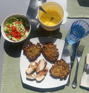 Truthahnbrustscheiben komplett angerichtet