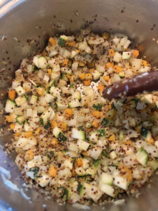 Zucchini und Couscous Bulgur dazu