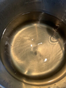 Zuckerwasser aufgekocht