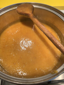 Kakimarmelade aufkochen