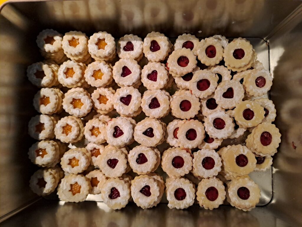 Spitzbuben in der Blechdose