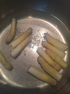 Spargel für Topping garen