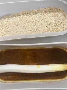 Spargel in Öl wälzen